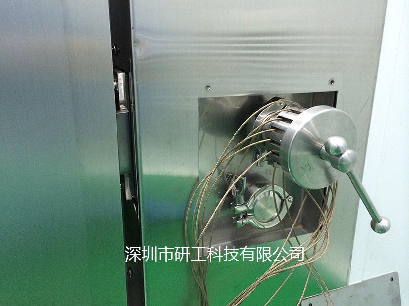 干熱烘箱溫度驗證現(xiàn)場圖4 